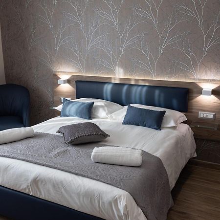 Famalu Apartments Neapol Zewnętrze zdjęcie