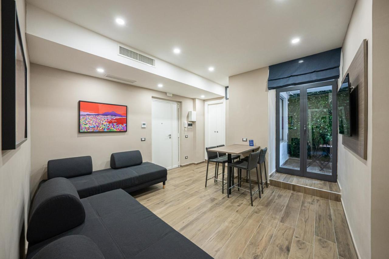 Famalu Apartments Neapol Zewnętrze zdjęcie