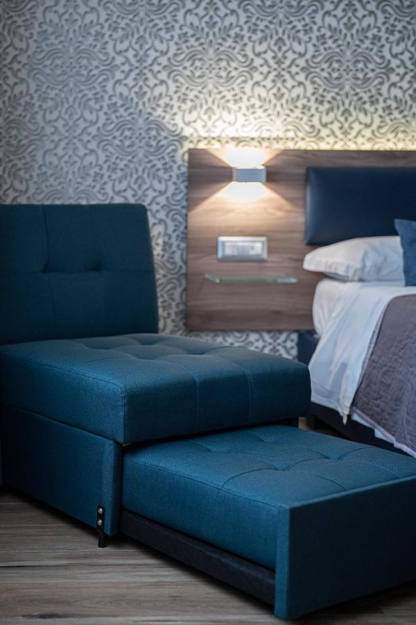 Famalu Apartments Neapol Zewnętrze zdjęcie