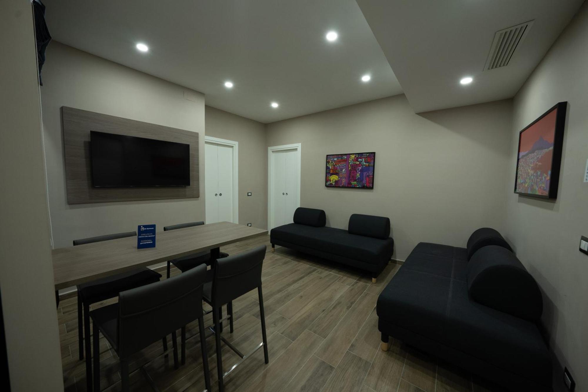 Famalu Apartments Neapol Zewnętrze zdjęcie